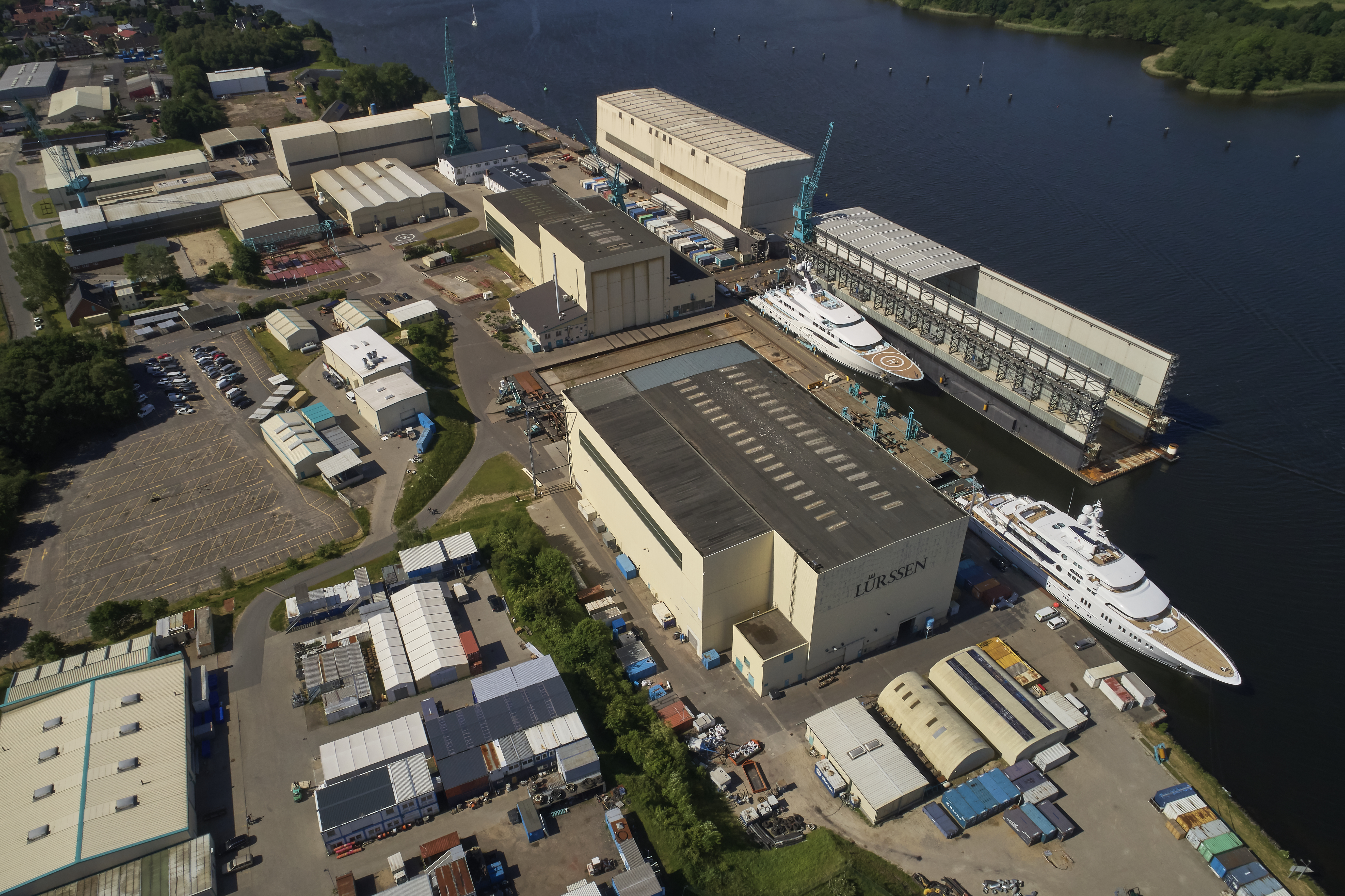 Lurssen Shipyard | German Yacht Builder Lürssen | Quantum